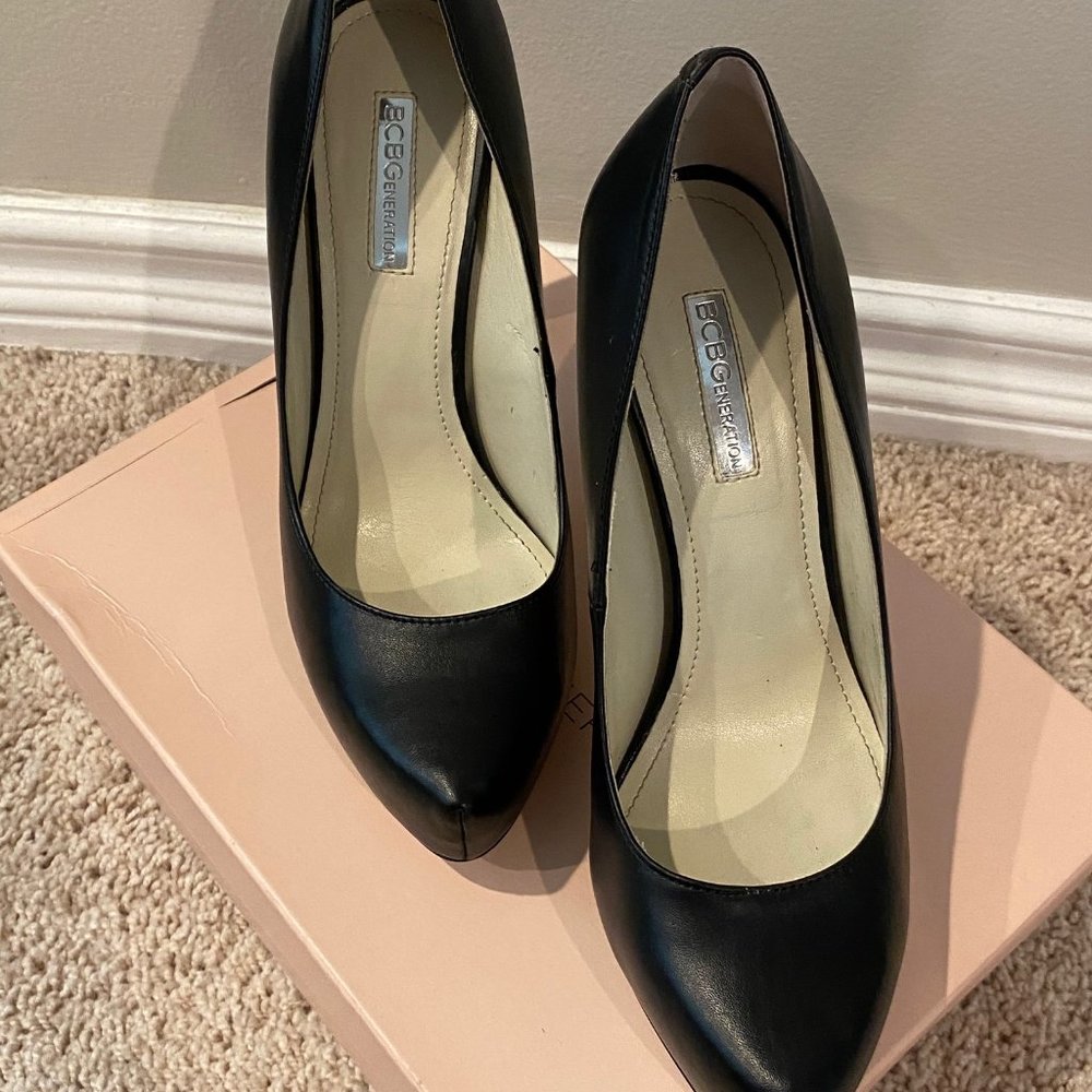 Bcbgeneration Parade Pump - image 2